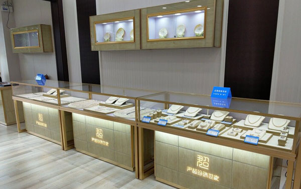 鋁合金珠寶展示柜保養延長使用壽命