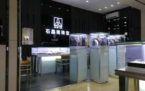 金銀首飾展示柜注重個(gè)性化